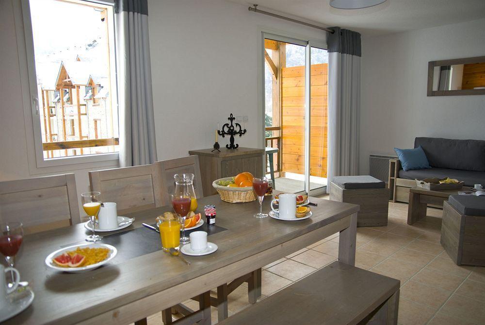 Lagrange Vacances Le Belvedere Saint-Mamet Ngoại thất bức ảnh