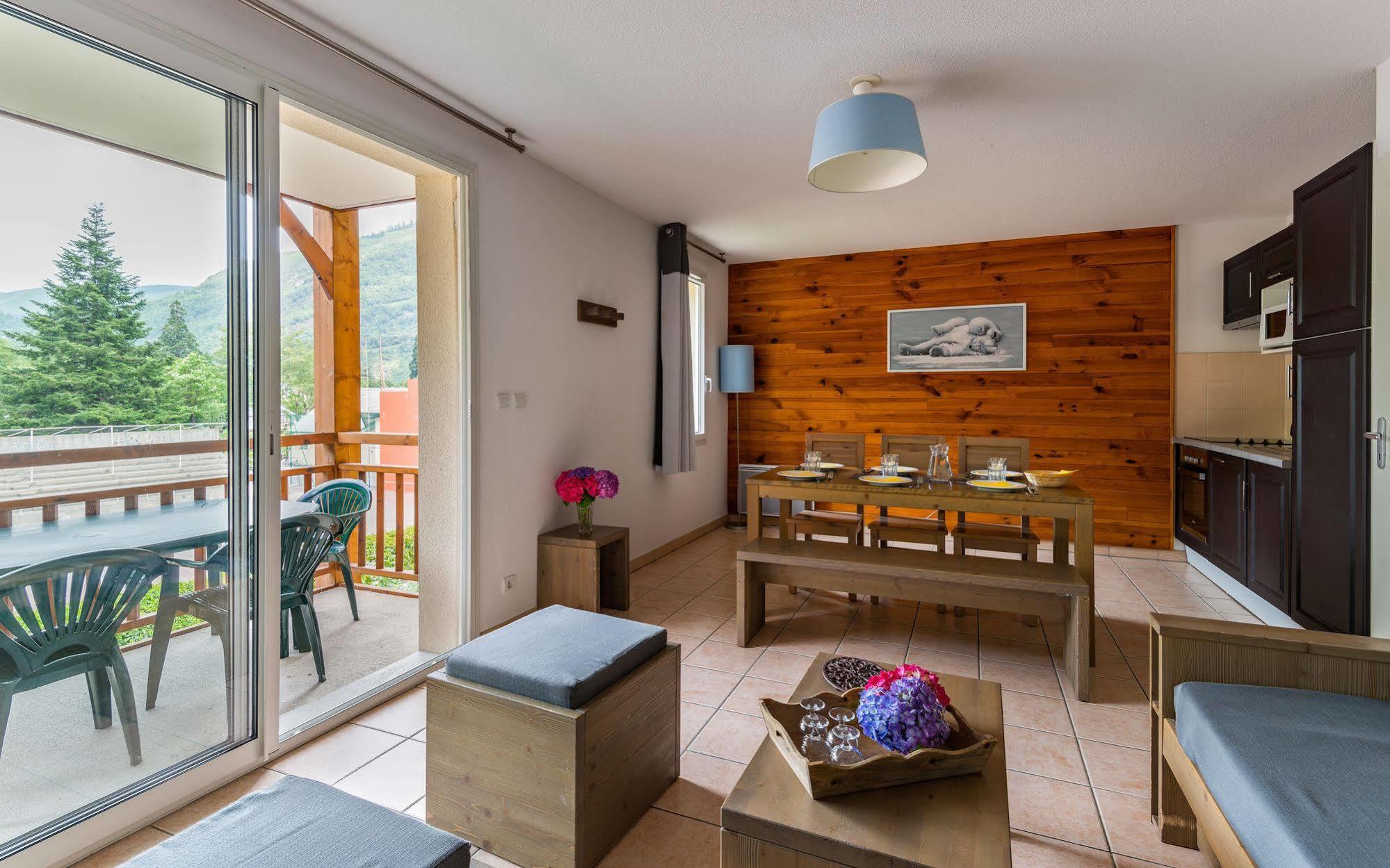 Lagrange Vacances Le Belvedere Saint-Mamet Ngoại thất bức ảnh